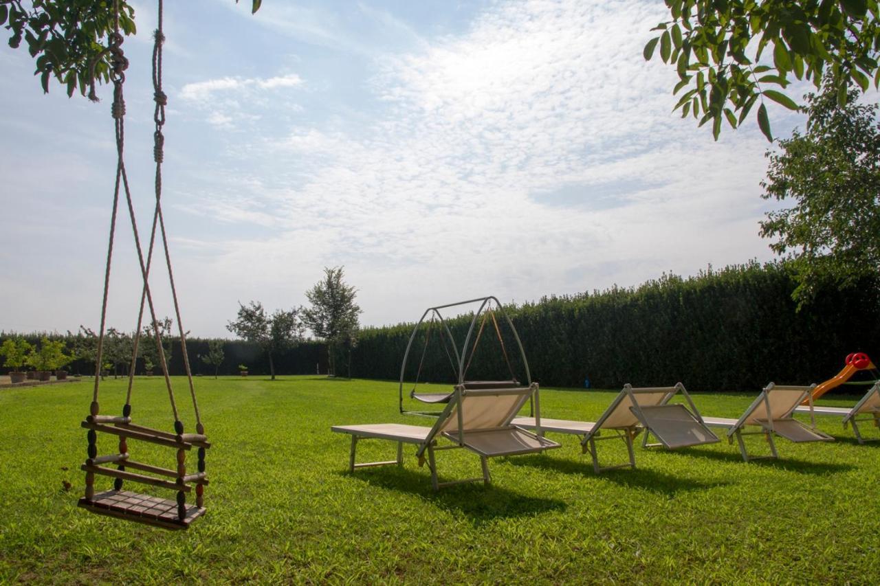 La Corte Di Anna Agriturismo Сан-Джованни-Лупатото Экстерьер фото